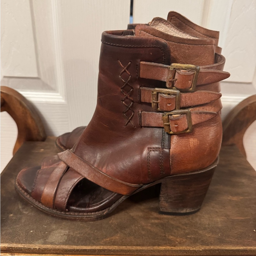 Freebird Peru Leather Ankle Booties